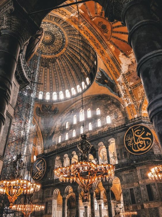 Istanbul tourist destination visiting Hagia Sophia