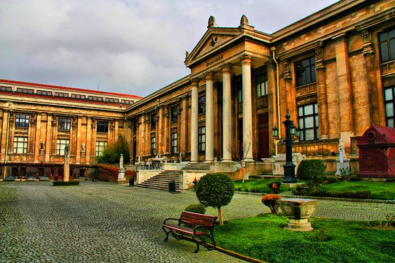 Visiting Istanbul archeological museum