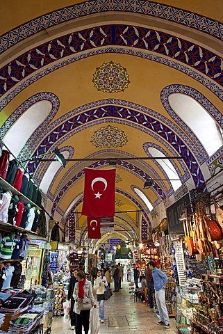 the structure of grand bazaar