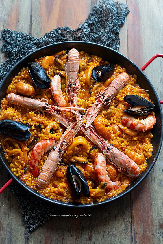 Spanish paella 