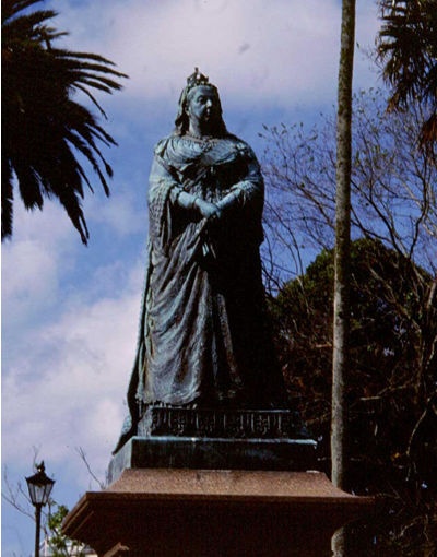 Queen Victoria Statue in Albert Park
