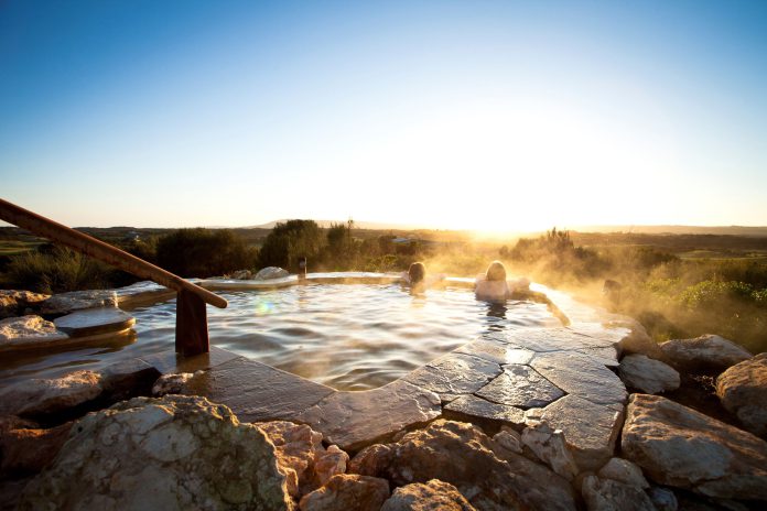 11 Wonderful Hot Springs Places in Australia for Best Relaxation