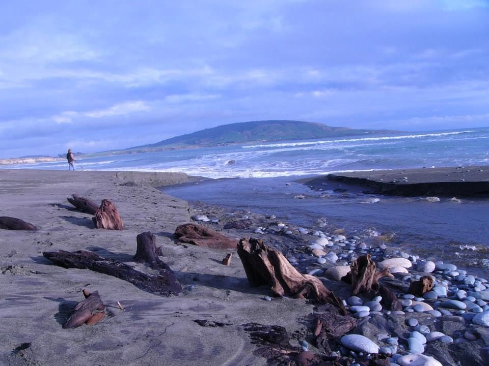 Gemstone Beach, Southland