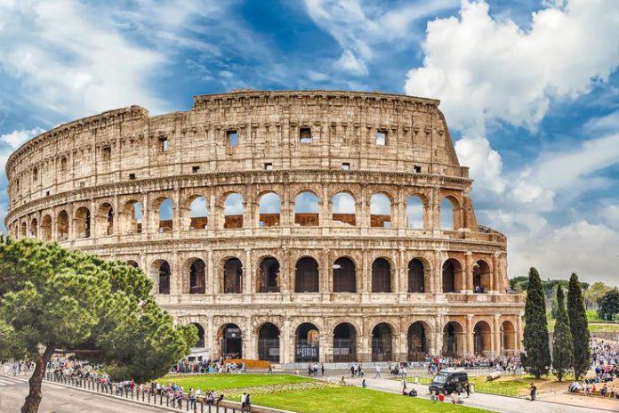 Explore Amazing Tourist Destinations in Historic Centre of Rome, Italy