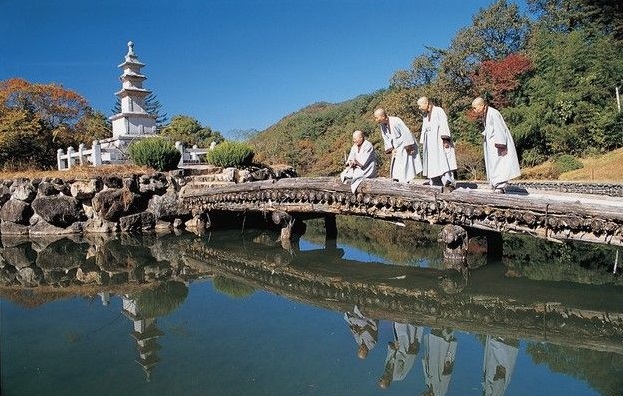 Taeansa Temple