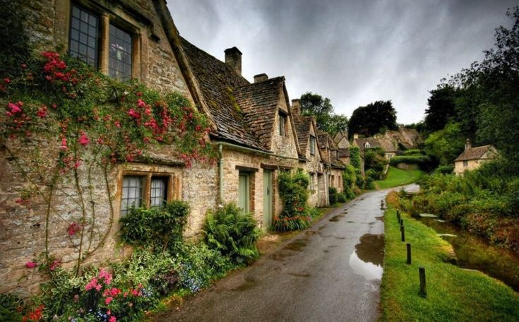 Bibury Small Town