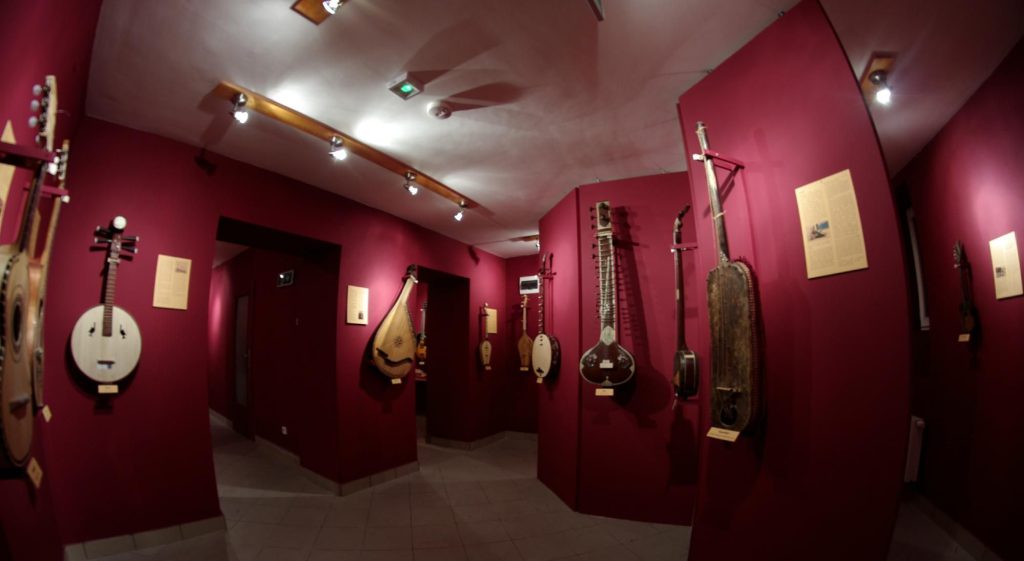 Guitar History Museum