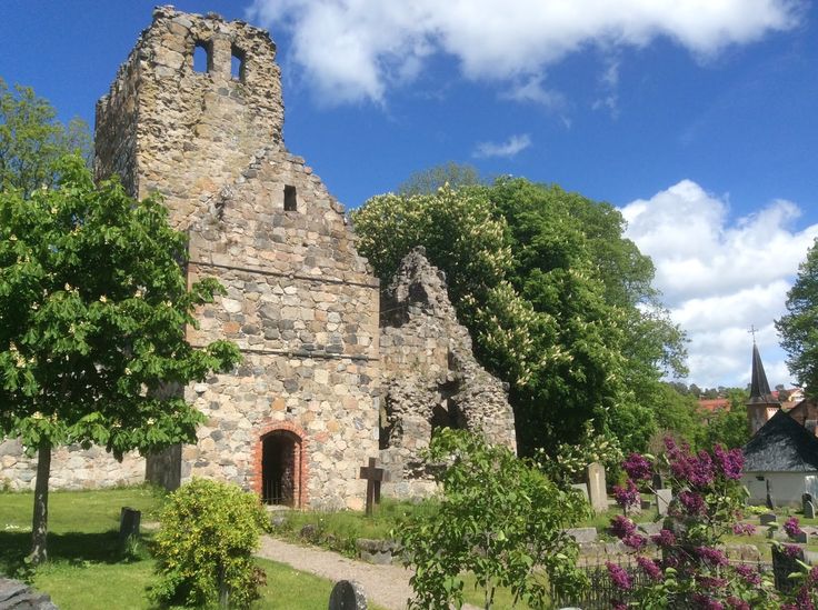 St Olaf's Church Ruins